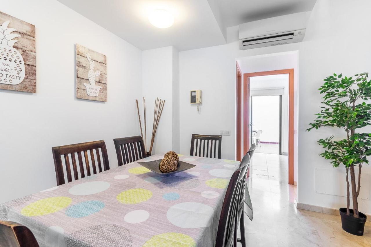 Vila Flatguest San Fernando + 4Bdr + Terrace + Parking San Bartolomé Exteriér fotografie