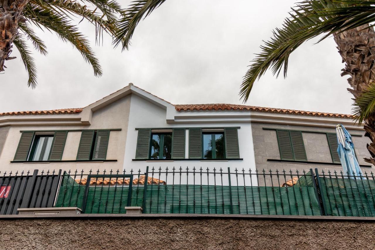 Vila Flatguest San Fernando + 4Bdr + Terrace + Parking San Bartolomé Exteriér fotografie